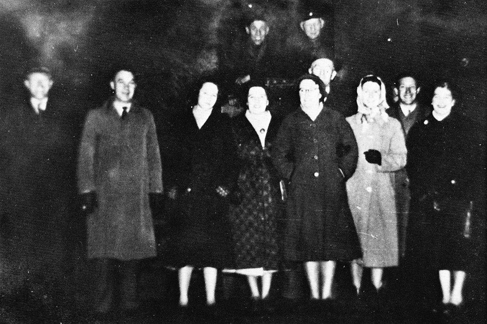 Princetown Branch Line passengers on the last day