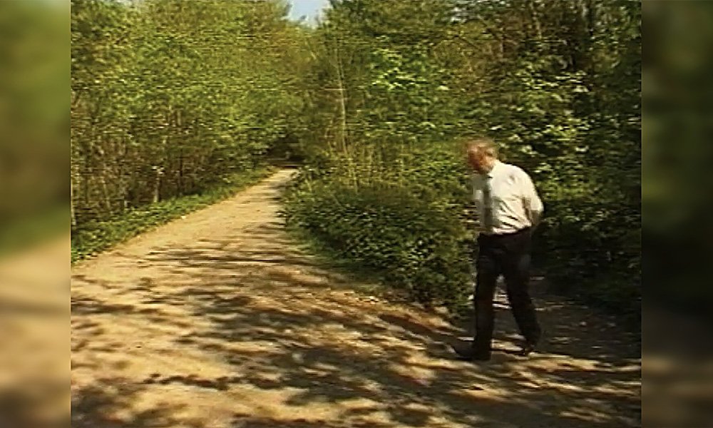 Dad doing a Hitchcock in Plymouth to Lauceston